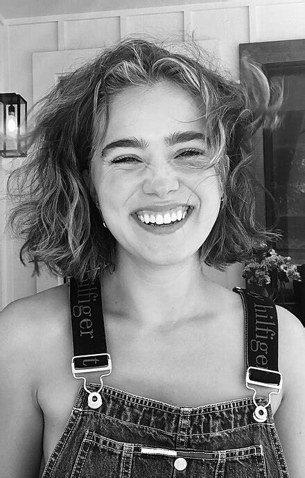 Haley Lu Richardson – Wikipedia